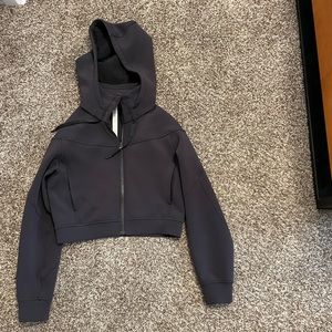 Lululemon cropped light zip hoodie- size 2